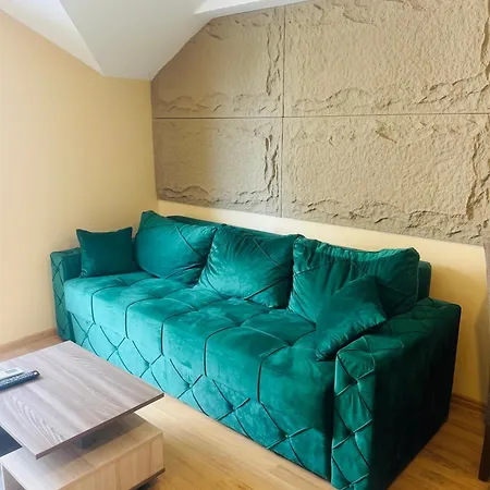 Borova 2 Aparthotel *