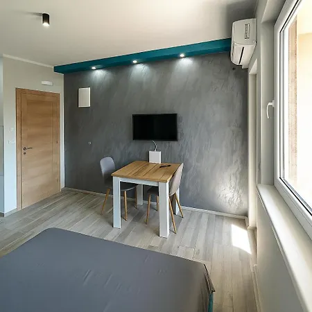 Ξενοδοχείο με διαμερίσματα Borova 2