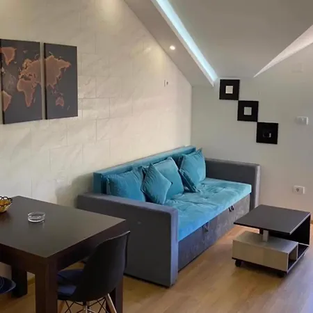 Ξενοδοχείο με διαμερίσματα Borova 2 Veliko Gradište