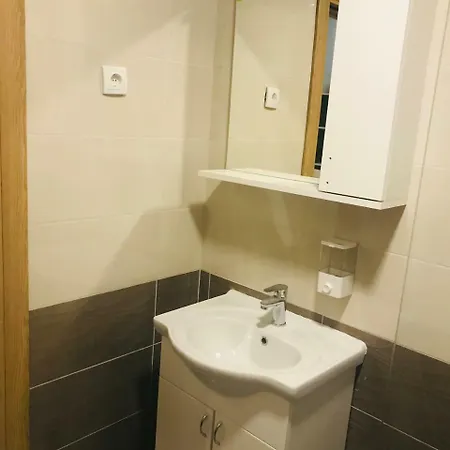 Borova 2 3* Veliko Gradište