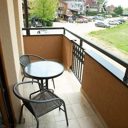 Borova 2 Aparthotel 3*