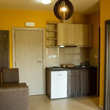 Aparthotel Borova 2