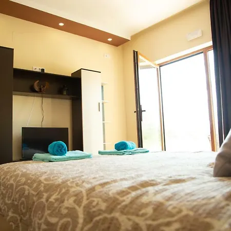 Ξενοδοχείο με διαμερίσματα Borova 2 Veliko Gradište